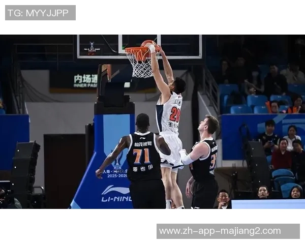 杜锋VS篮球战术解析与球队管理经验分享,助力年轻球员成长与发展 杜锋VS篮球战术解析与球队管理经验分享,助力年轻球员成长与发展