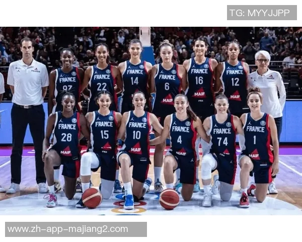 女篮对阵法国队精彩对决展现实力与团队默契的巅峰之战
